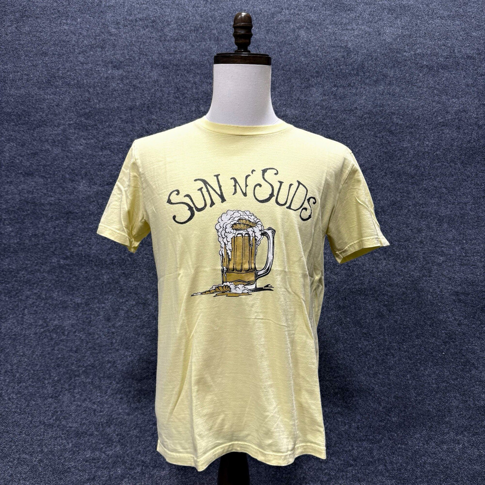 Quiksilver Sun N Suds Beer Mug Graphic T Shirt Mens Medium Yellow Slim Fit